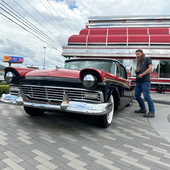 Meet your Posher, Tristan - Picture 14 of 14